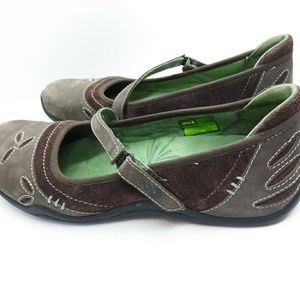 Ahnu Mary Janes Brown Suede Sz 8